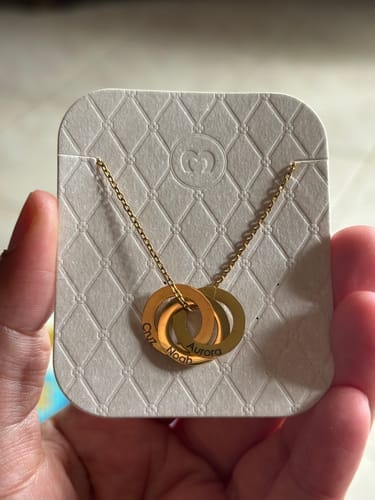 Customer photo review of Collar Amity - Personalizado