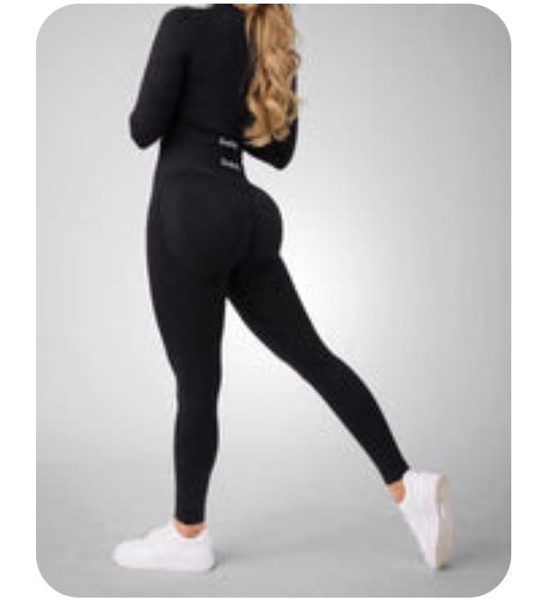 Customer photo review of Contour Seamless Leggings