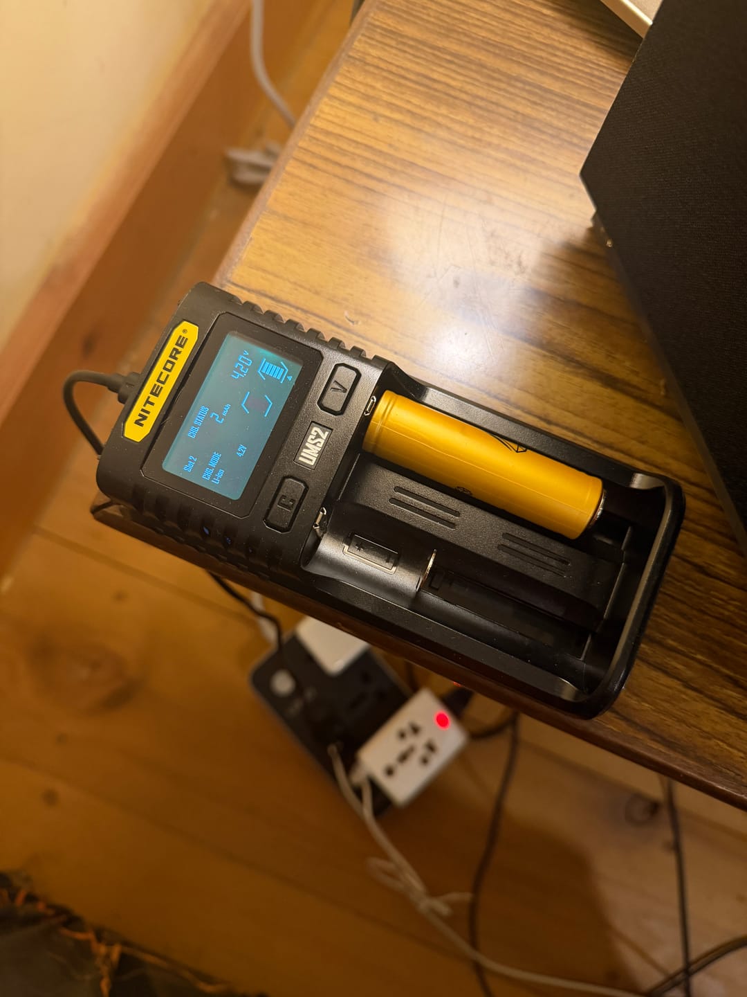 Customer photo review of Nitecore UMS2 2 Channel Digital Battery Charger