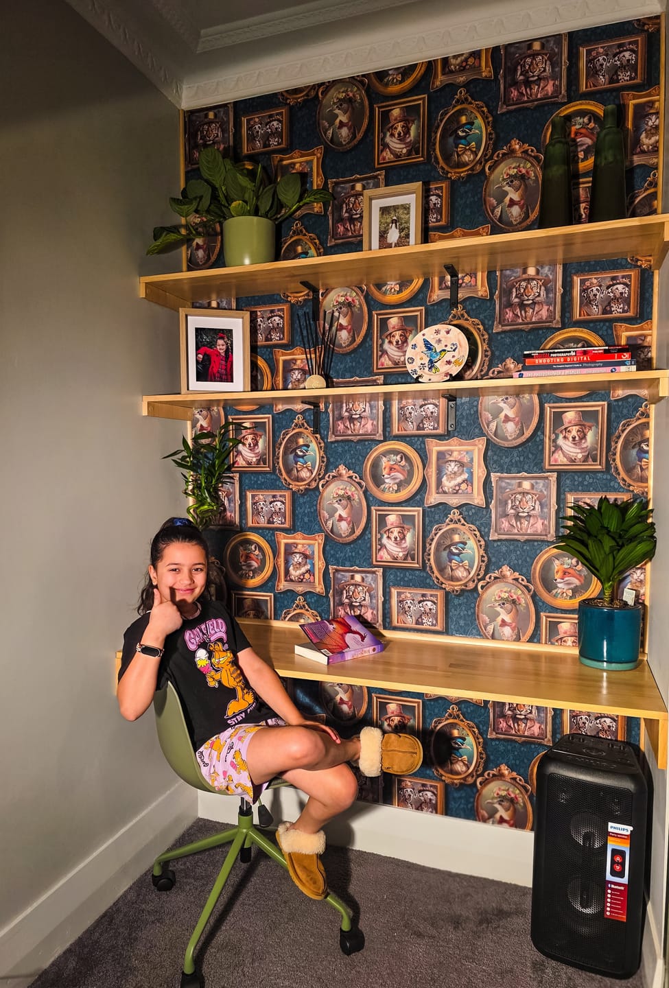 Customer photo review of Regal Beasts Whimsical Animal Wallpaper – Charcoal