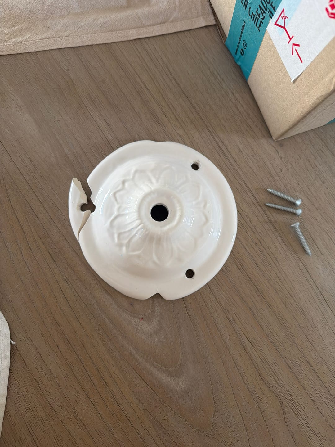 Customer photo review of Baldequin lámpara Blanco
