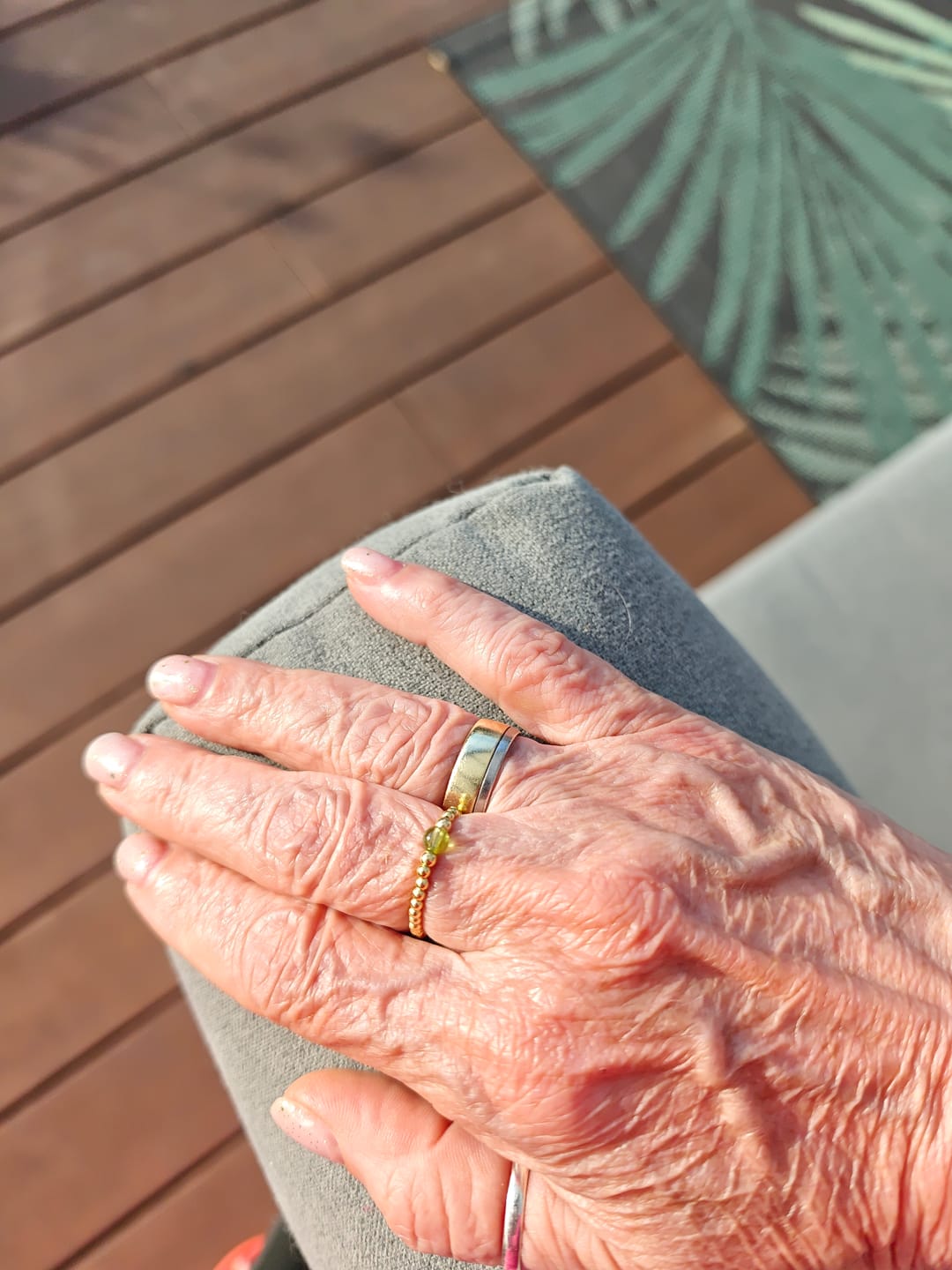 Customer photo review of Geburtsstein Ring