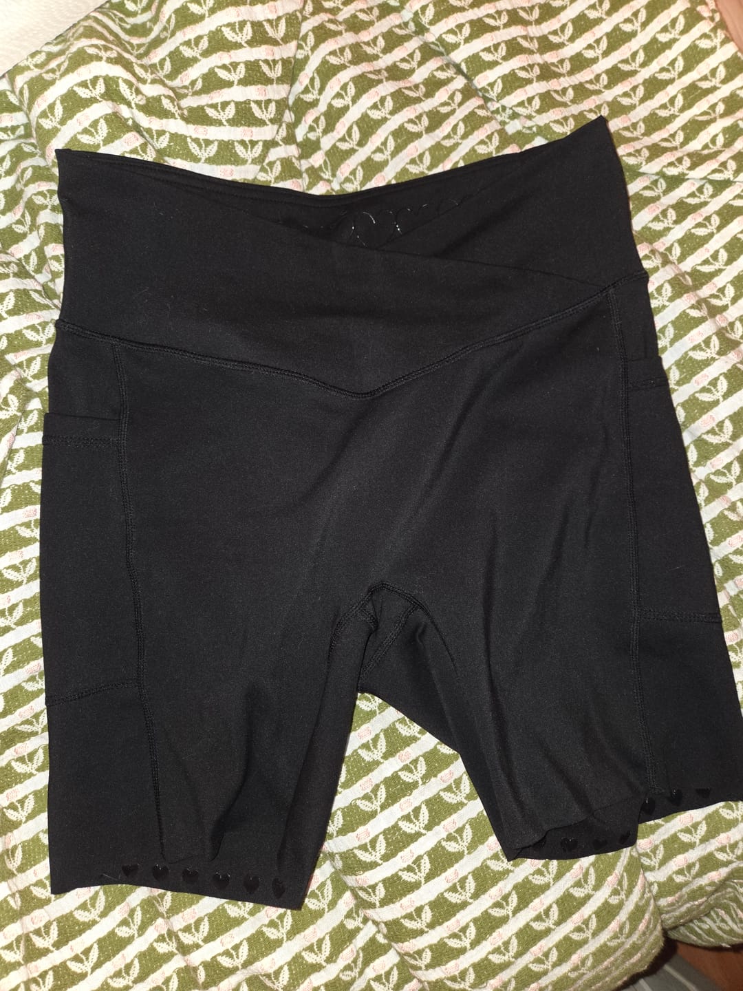 Customer photo review of 6" Bestie Biker Short 2.0
