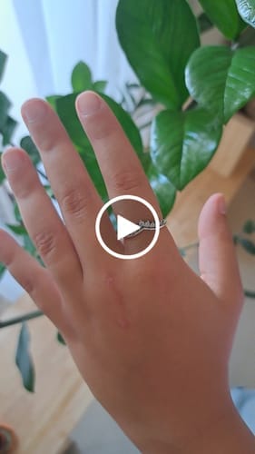 Customer photo review of Anillo Corona Circonitas