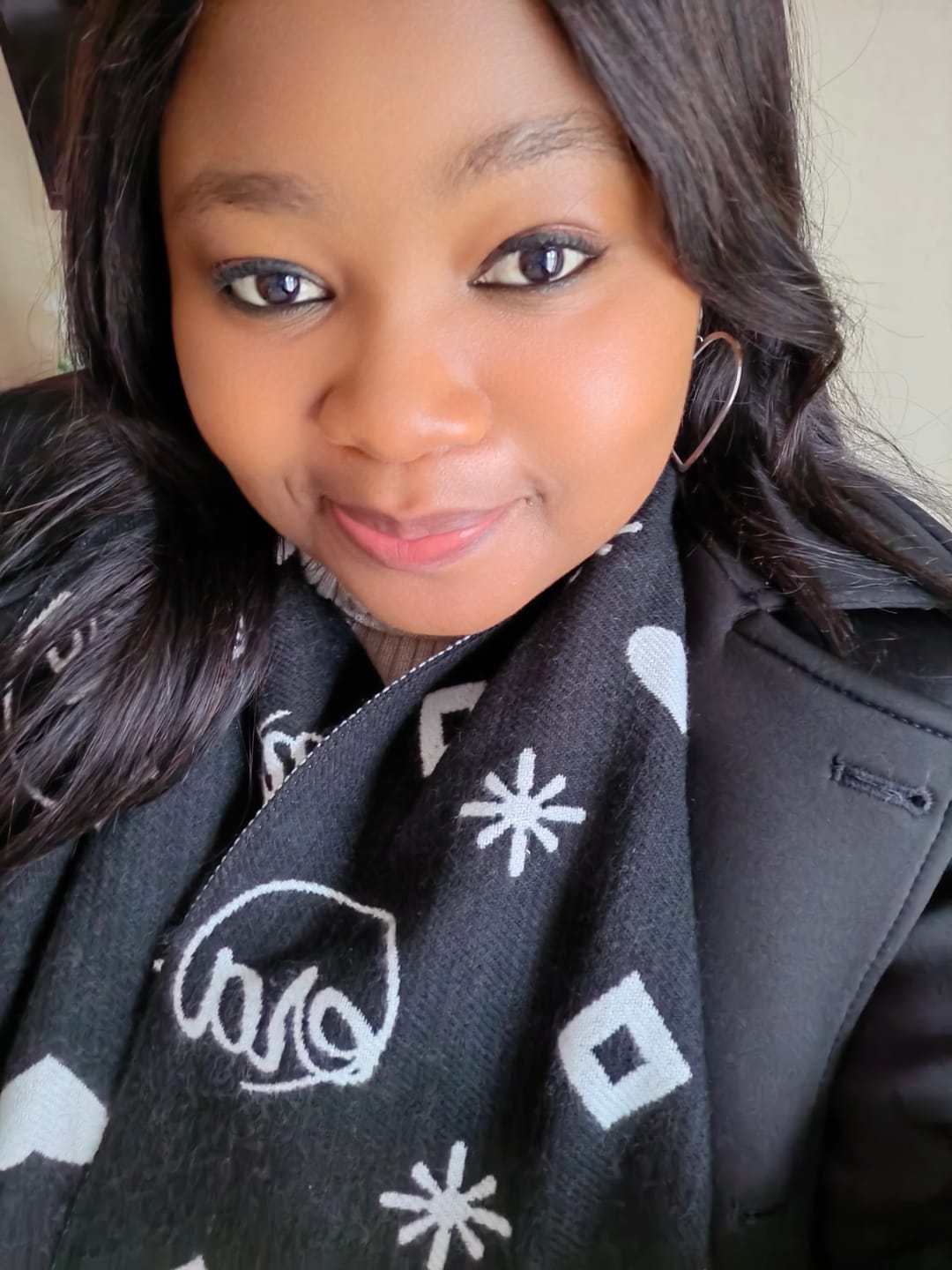 Customer photo review of ERA Signature Scarf