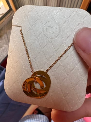 Customer photo review of Collar Amity - Personalizado