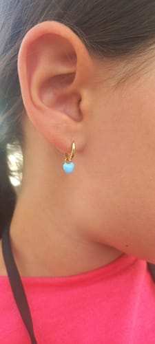 Customer photo review of Pendientes Aros Corazón