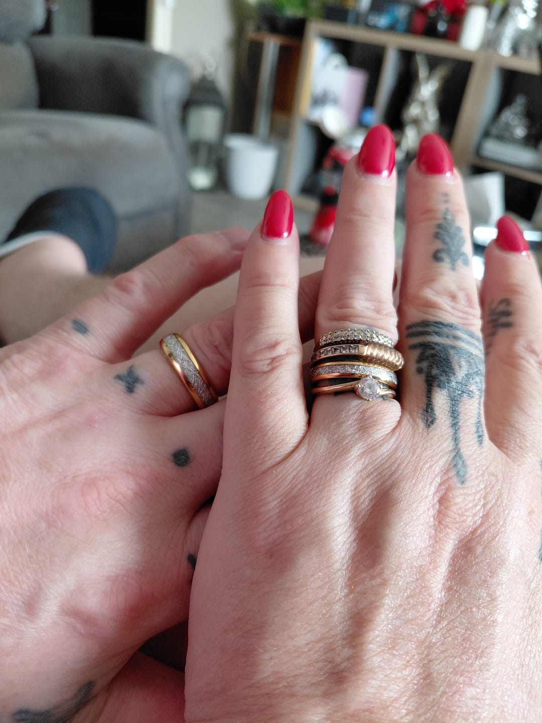 Customer photo review of The Golden Steel Wonder Ring Set