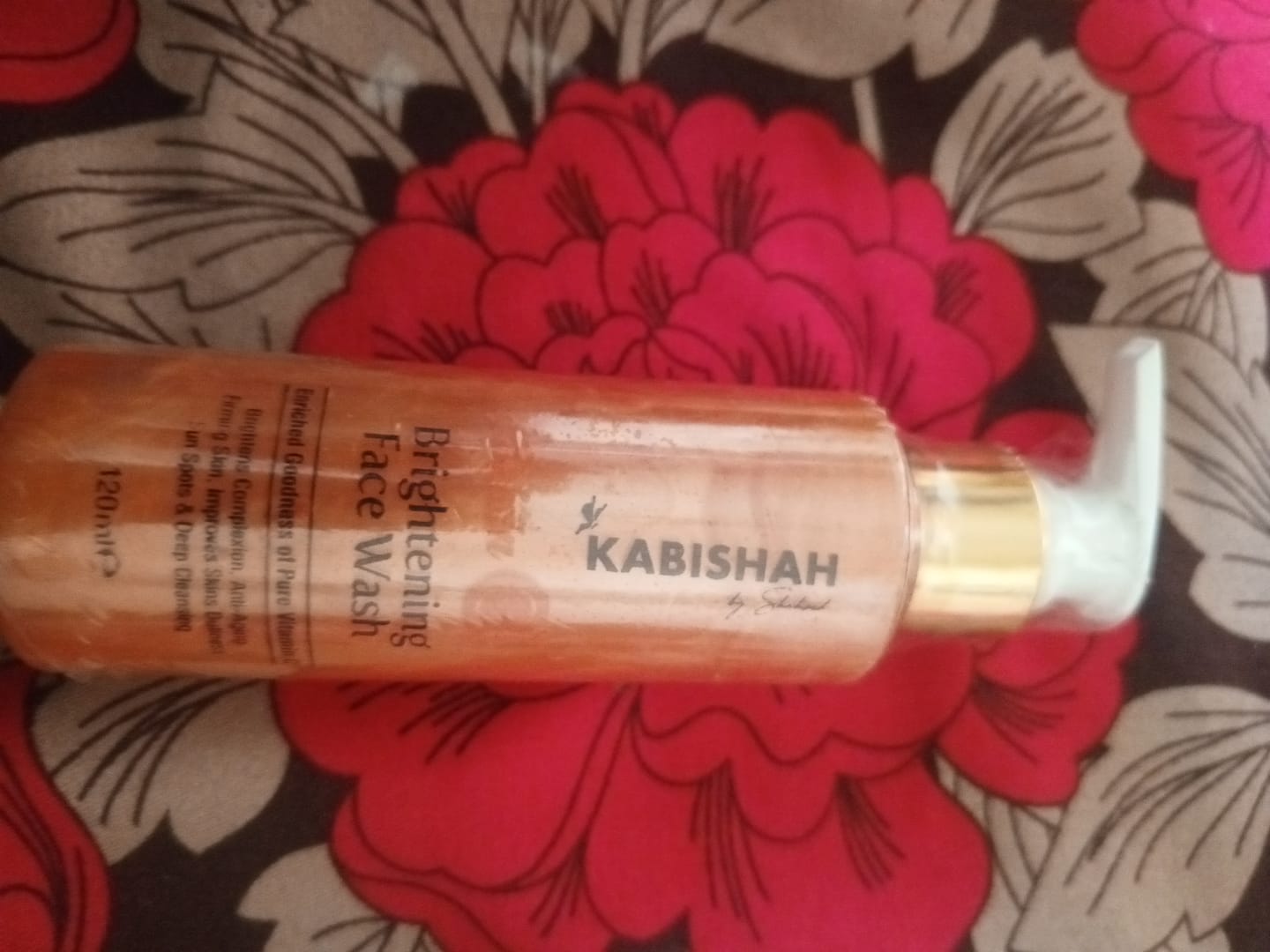 Customer photo review of Vitamin C Brightening Face Wash