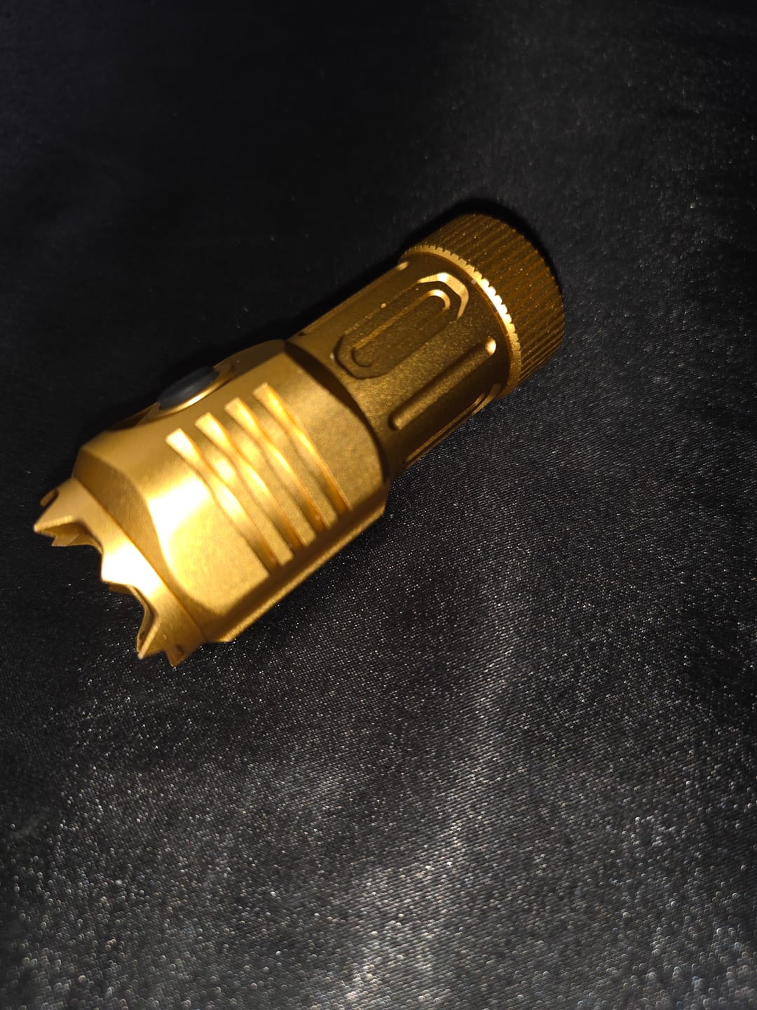 Customer photo review of Riot Light