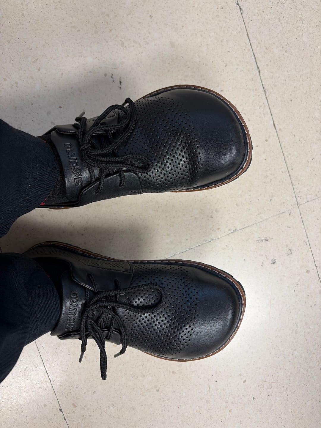 Customer photo review of Form Ⅰ Air - Zapatos Barefoot de Cuero Perforado