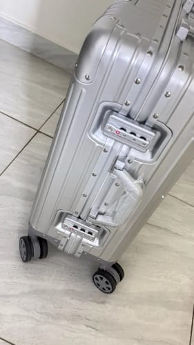 Customer photo review of MOVINGSOME® - ALUMINIUM SUITCASE