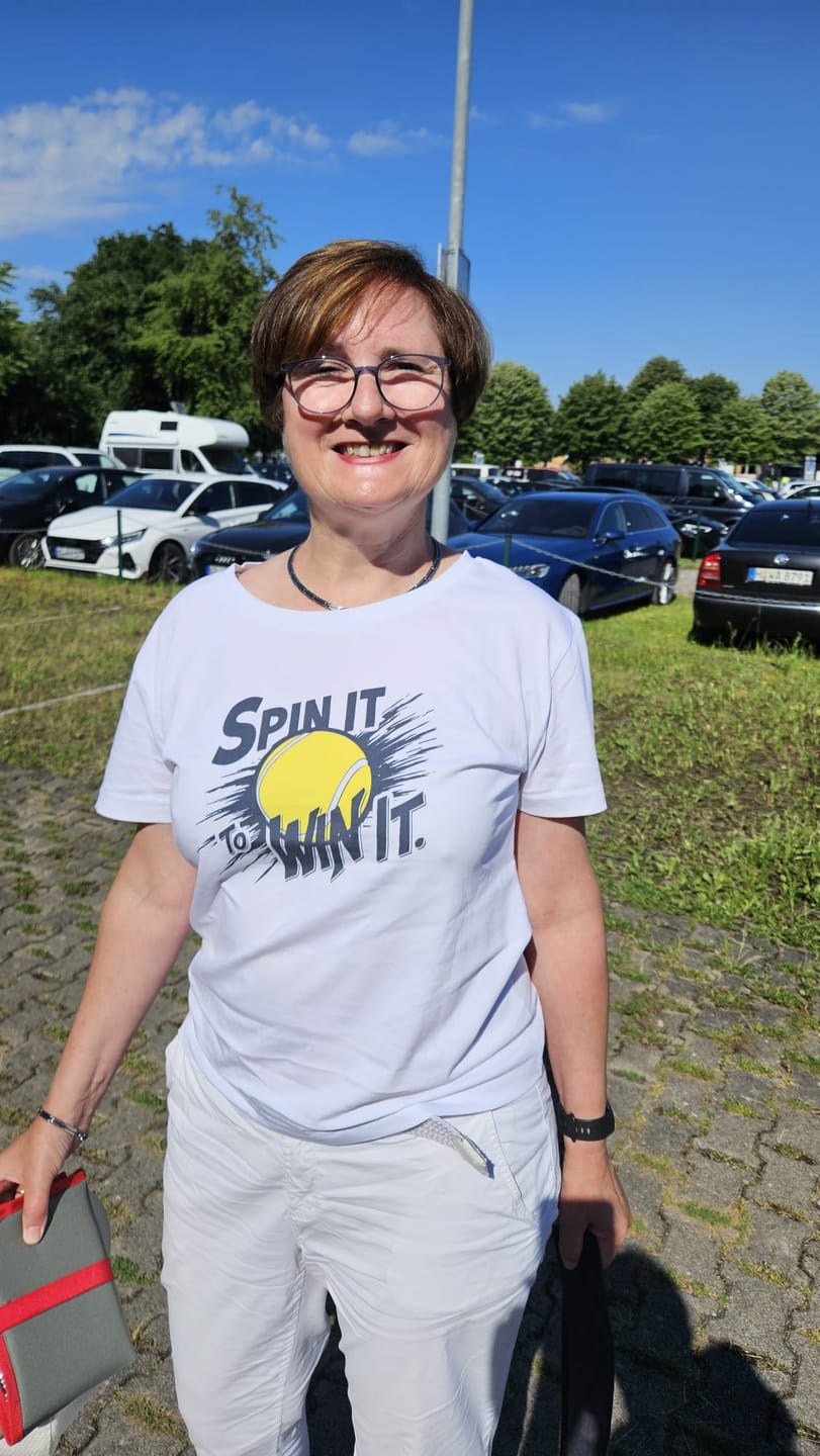 Customer photo review of Spin it to win it Damenshirt (limitiert)