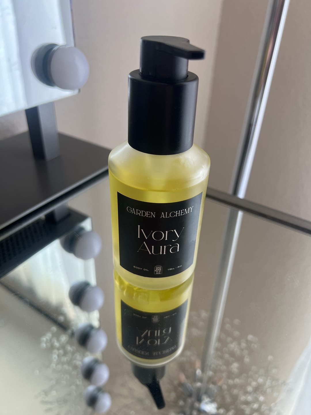 Customer photo review of Ivory Aura Body Oil