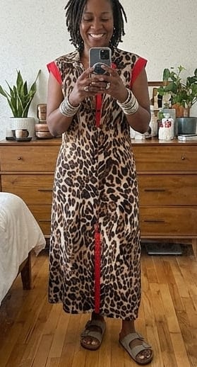 Customer photo review of A-line Loose Buttoned Contrast Color Leopard Split-front Lapel Maxi Dresses Shirt Dress