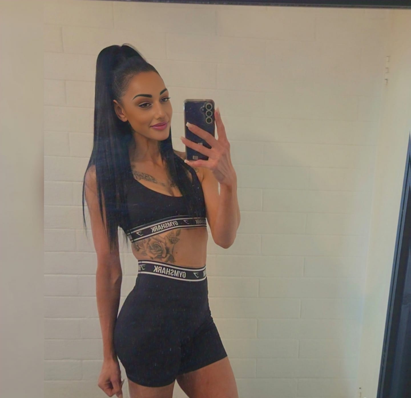 Customer photo review of Sleek Pony 26"