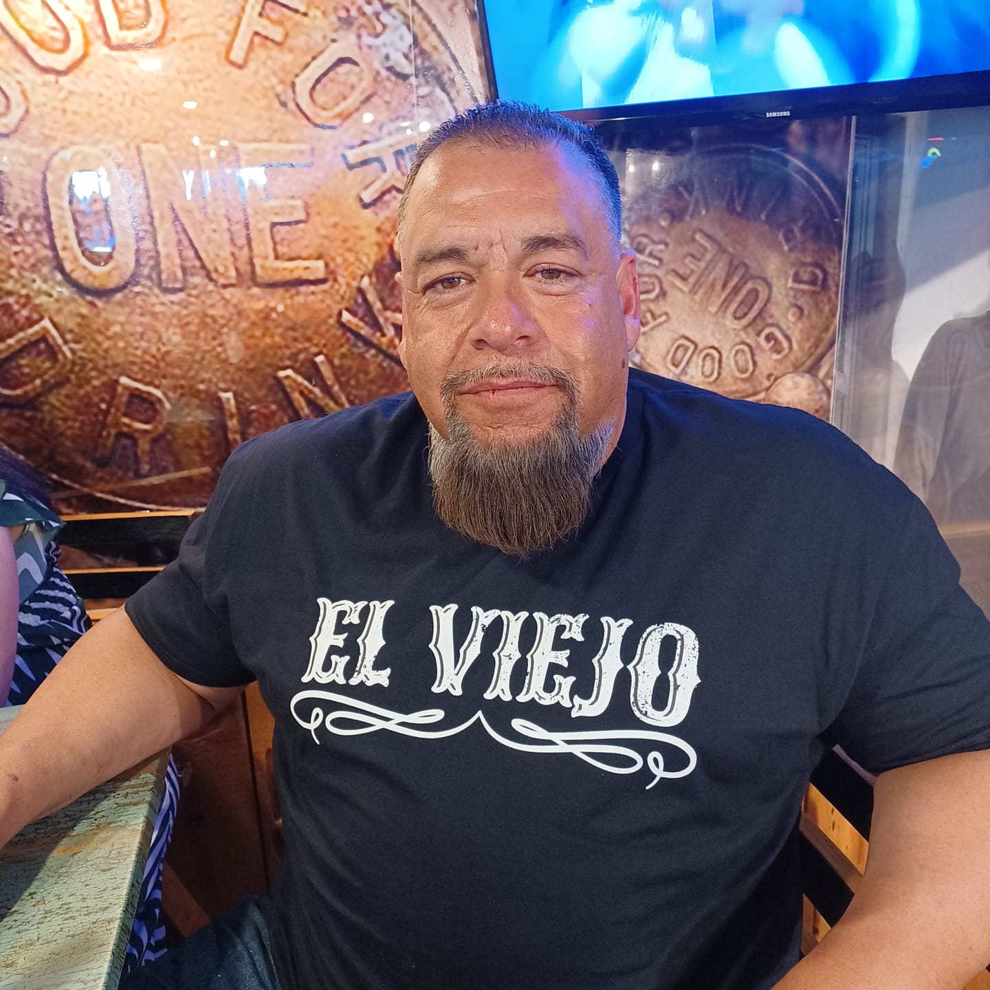 Customer photo review of The OG El Viejo Old School Tee