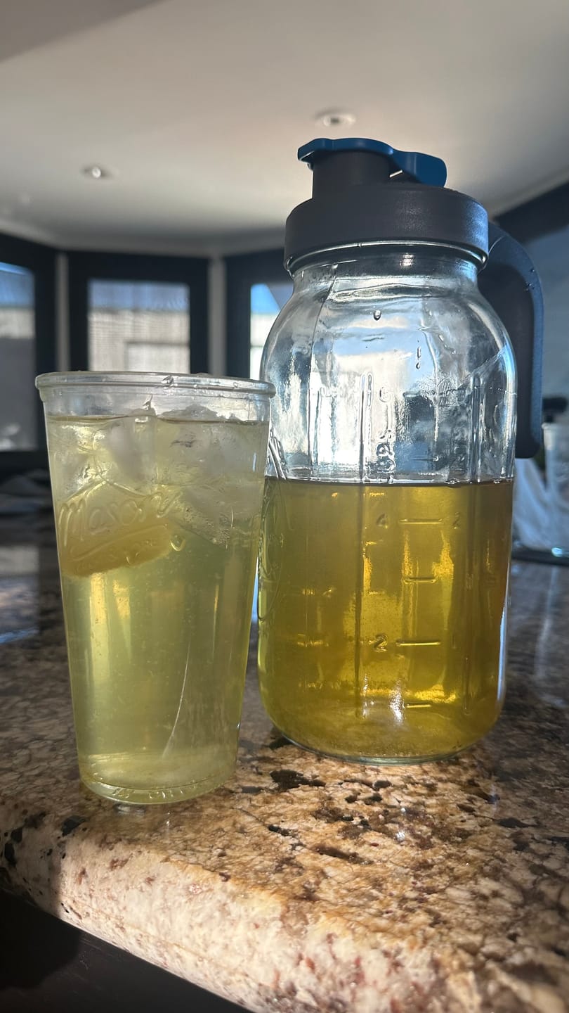 Customer photo review of Tropical Green