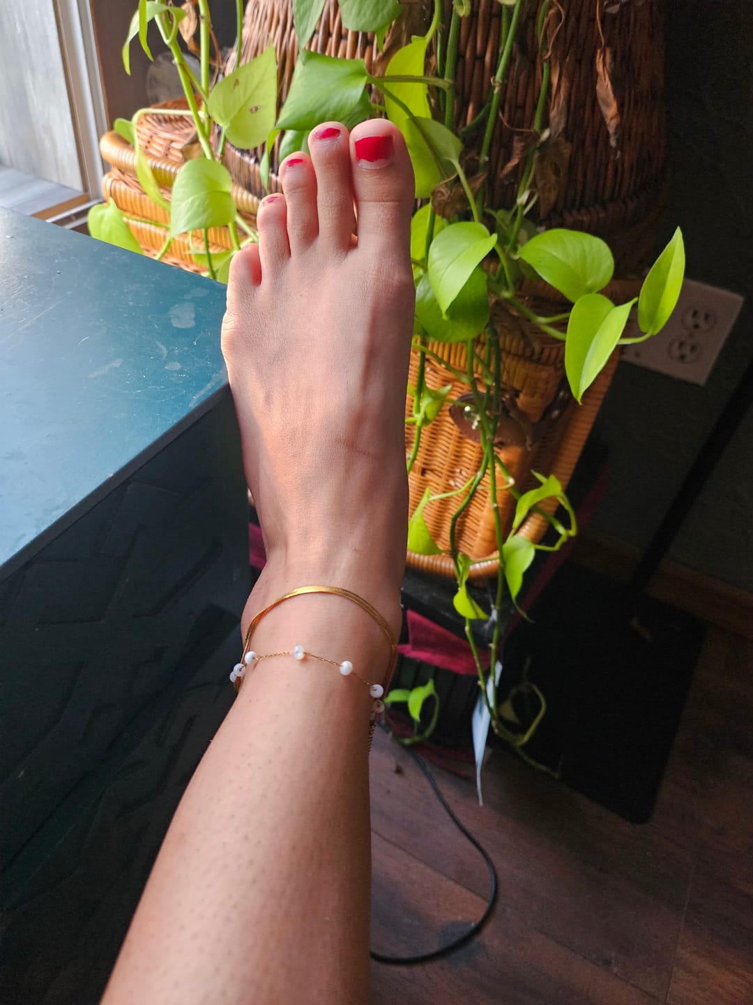 Customer photo review of Layered Snake Chain Gold Anklet