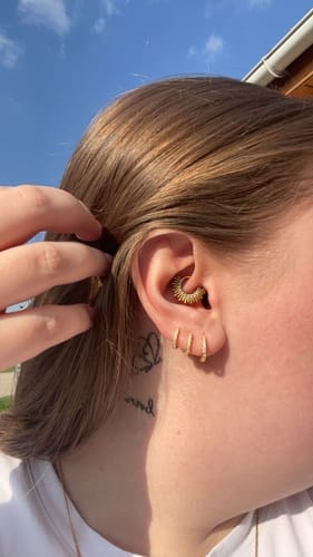 Customer photo review of Pendientes Triple Aros