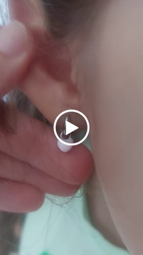 Customer photo review of Pendientes Aros Corazón