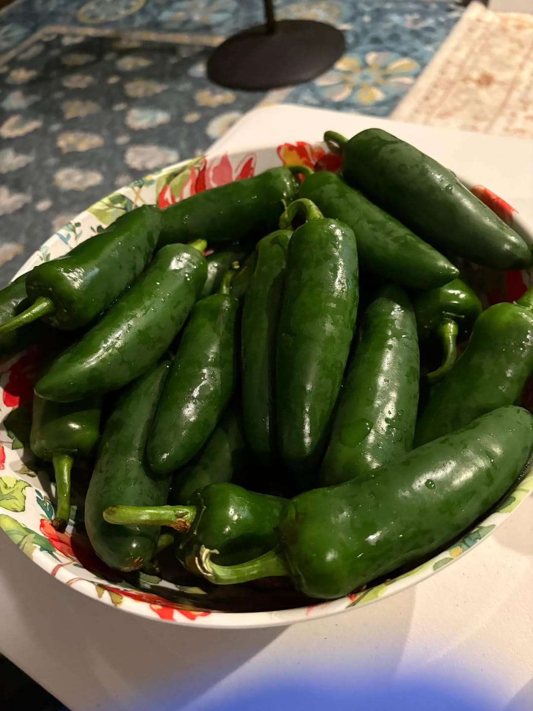 Customer photo review of Indiana Jalapeño peppers 1/2 BU