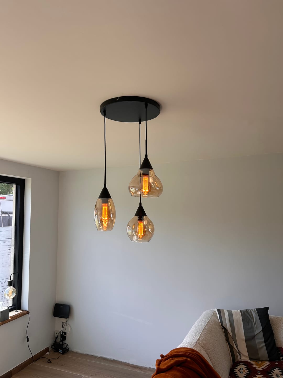 Customer photo review of Hanglamp Olea - 3-lichts - Amberkleurig - Glas