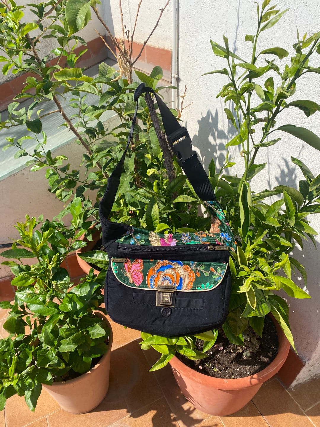 Customer photo review of Mochila - Bolso - Tote Bag Impermeable · Multifunción · "Nepal" Turquoise Flowers · Súper ligera · Pieza Núm. 19303