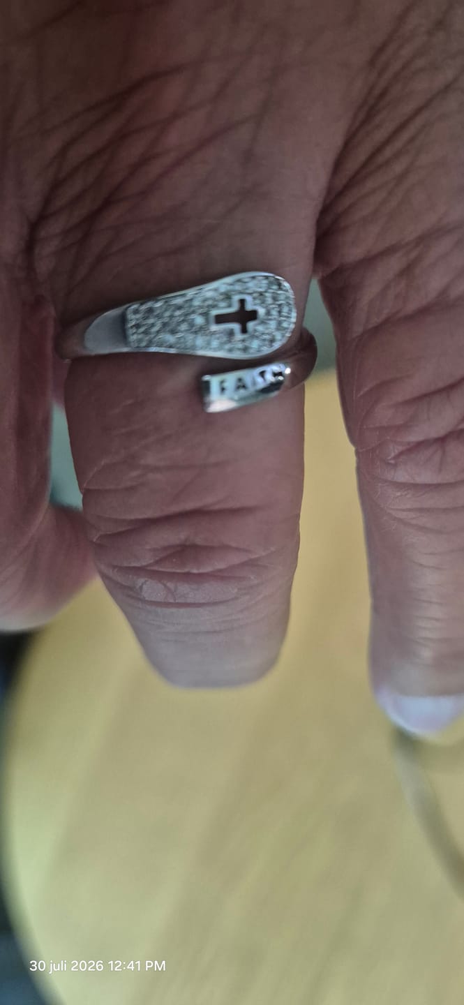 Customer photo review of "FAITH" Handmade Christian Family Ring in Zircon & 925 Sterling Silver (GIFTING OFFER)