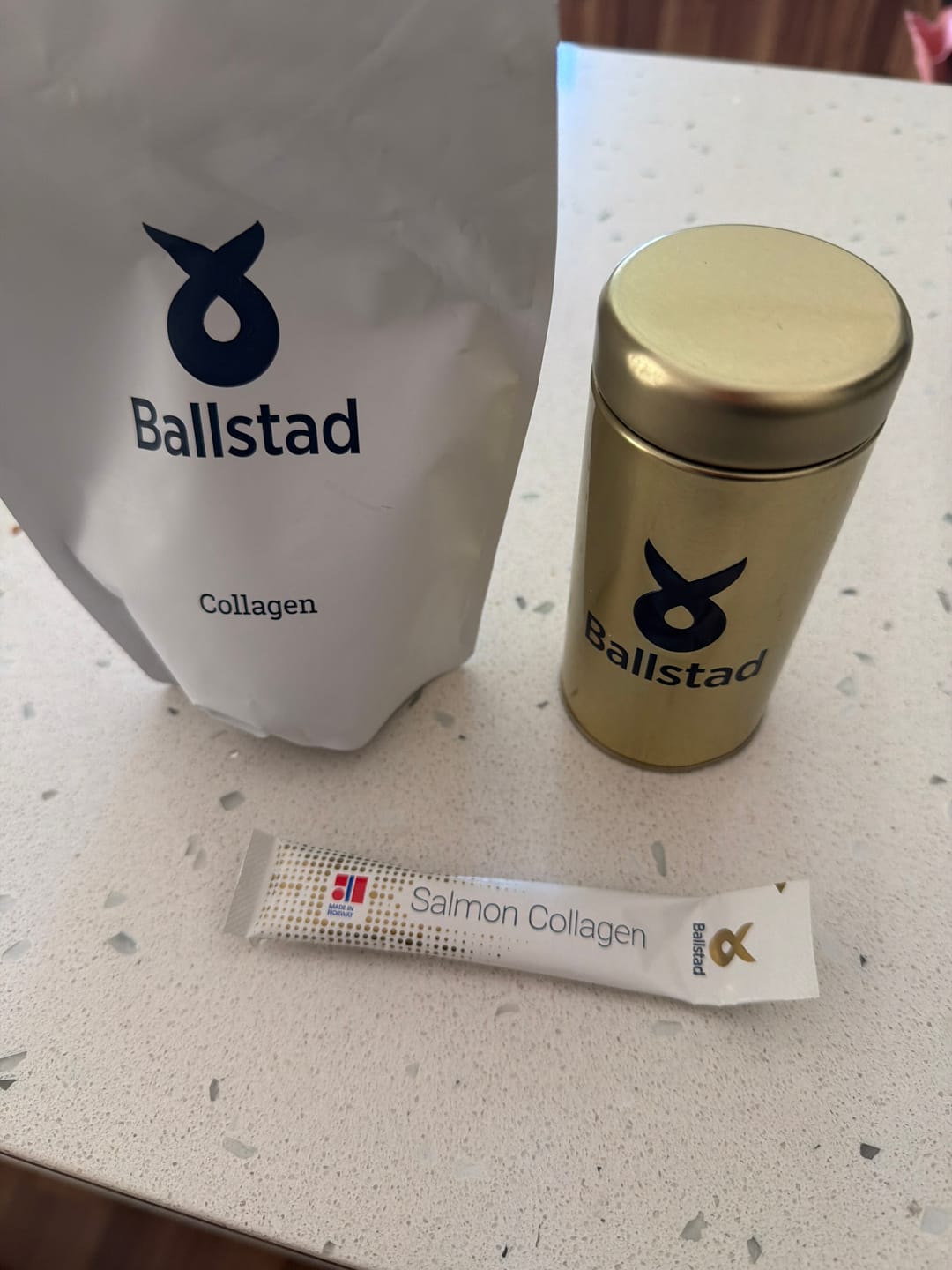 Customer photo review of Pure Norwegian Salmon Collagen - 1 Month