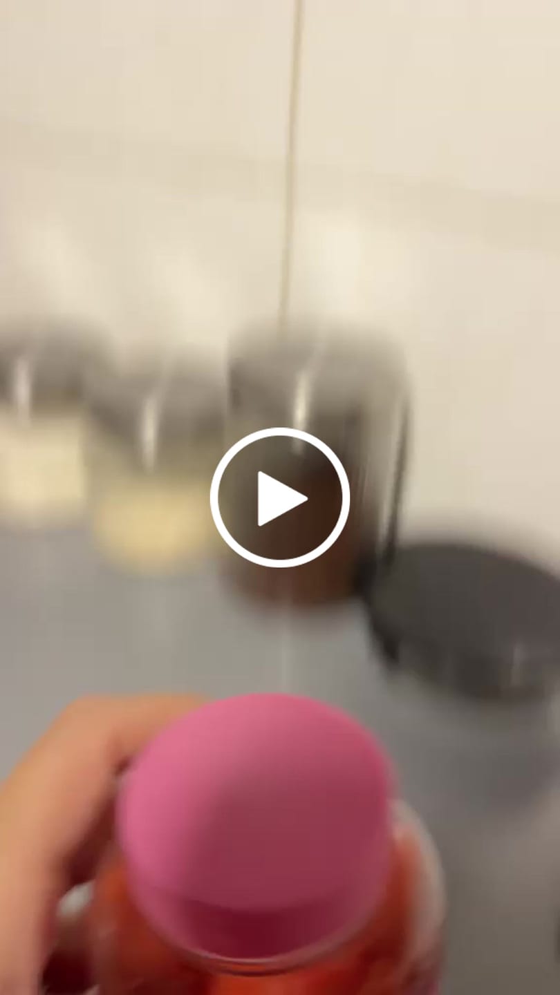 Customer video review of 1 - Gummy® Hair - Tutti-Frutti 180g