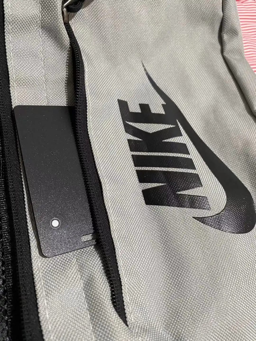 Customer photo review of Vibneo Tracking Card Pro