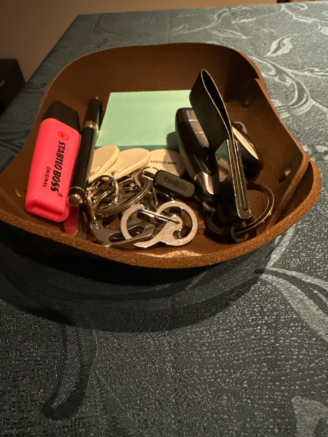 Customer photo review of Leather valet tray