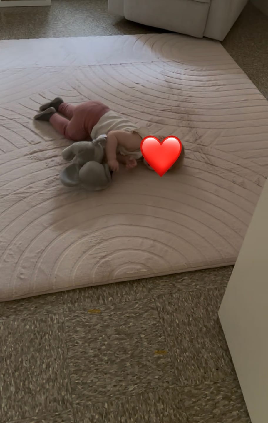 Customer photo review of Designer Relax Mat - 1.4" Thick Foam Base