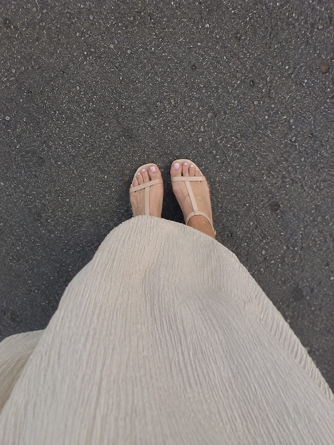 Customer photo review of Valanea SilkSmooth Pro™ Electric Foot Callus Remover