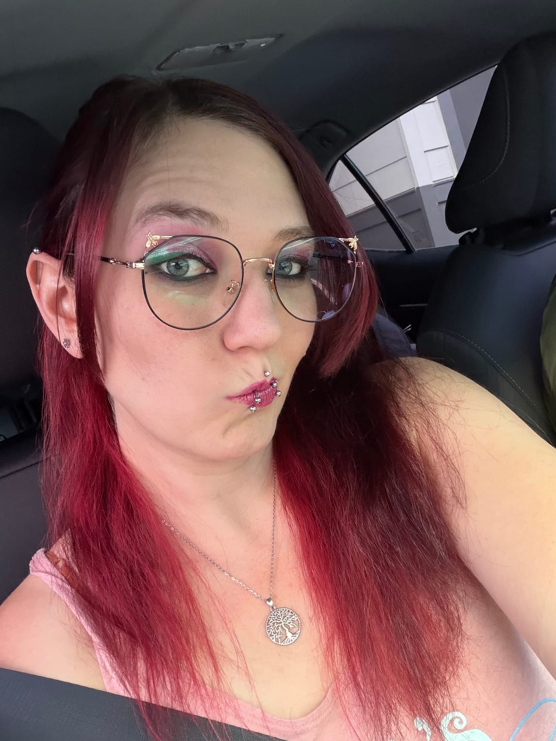 Customer photo review of Bee Eyeglasses