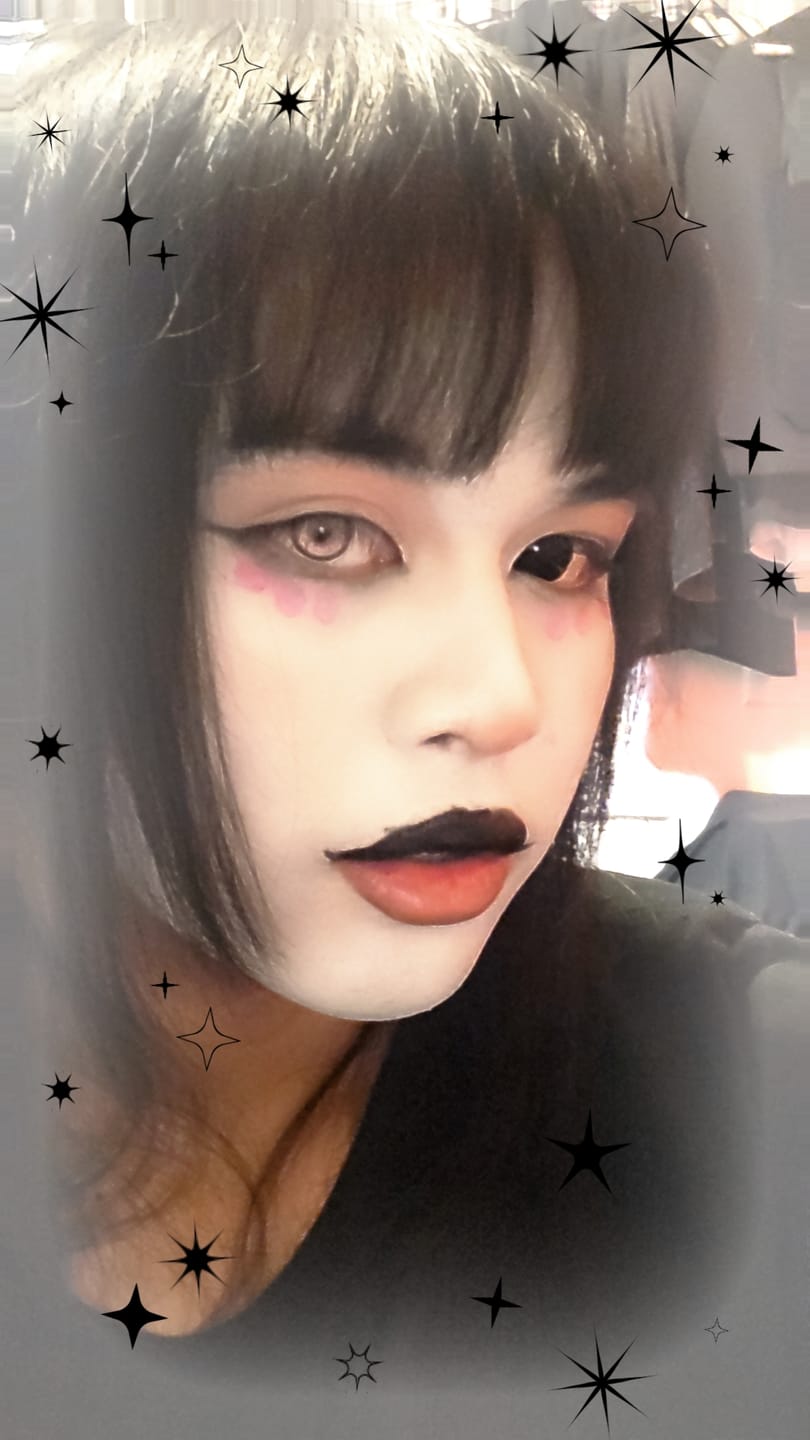 Customer photo review of Cosplay KOI Pink Coloured Contact Lenses