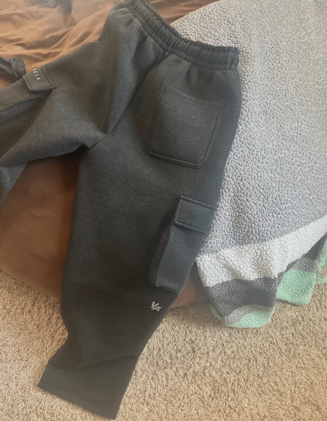 Customer photo review of 2047 - Scuba Cargo Sweats