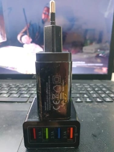 Customer photo review of ⚡ One Charger. Four Devices. Zero Waiting.⚡