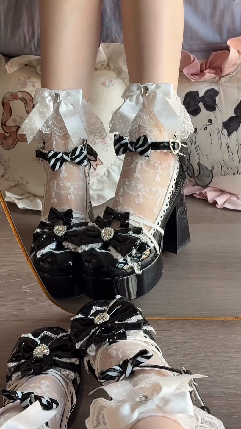 Customer photo review of Kitty Heart Platform Mary Jane Heels