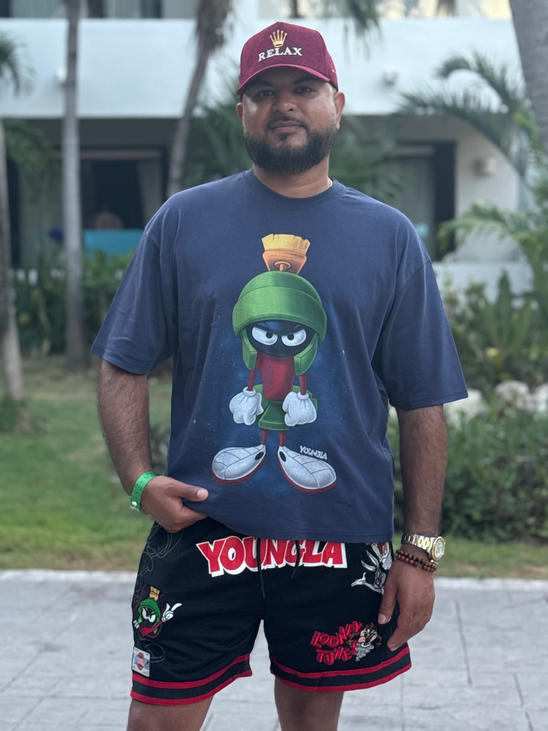 Customer photo review of 4301 - Looney Tunes Character Tees