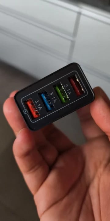 Customer photo review of ⚡ One Charger. Four Devices. Zero Waiting.⚡