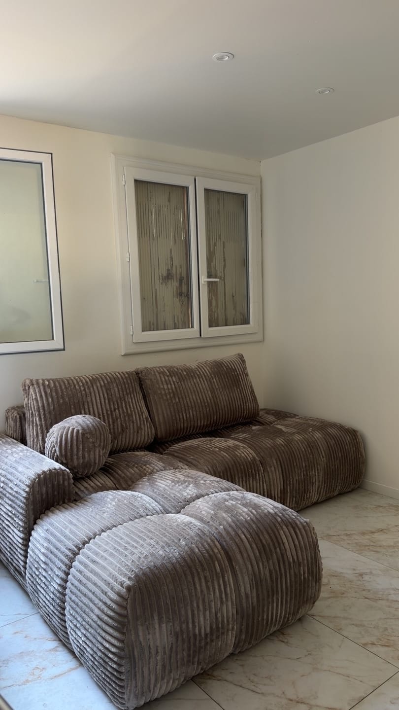 Customer photo review of Canapé d’Angle Kléber – Design contemporain & confort XXL