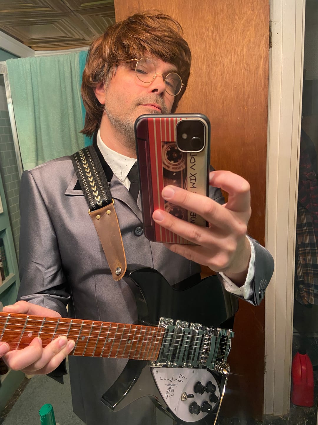 Customer photo review of Men Human Hair Wig Dark Brown Short Straight Bangs 60s British Retro Music Cosplay
