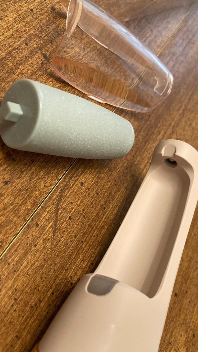 Customer photo review of Valanea SilkSmooth Pro™ Electric Foot Callus Remover
