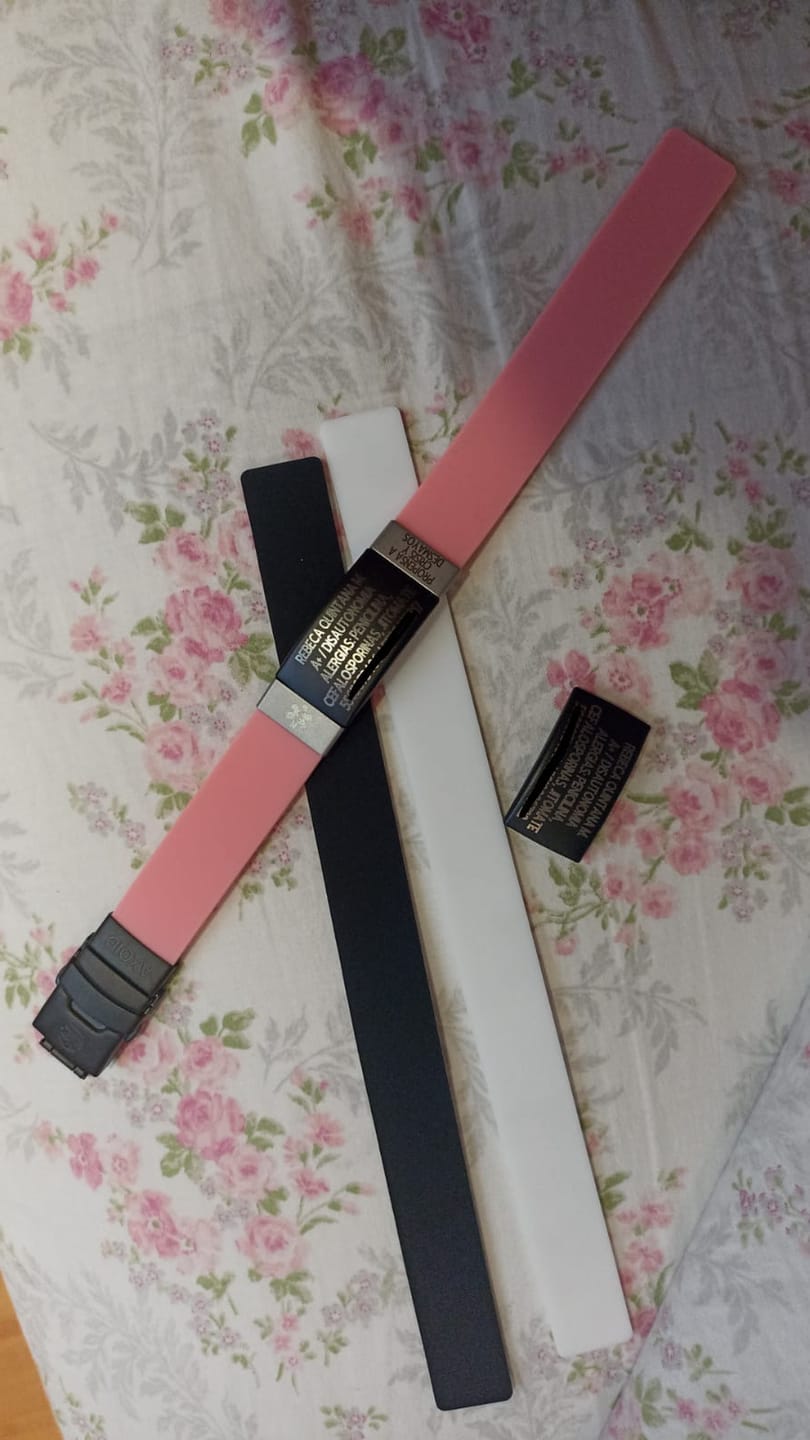 Customer photo review of Emblemas Personalizado para AxoID