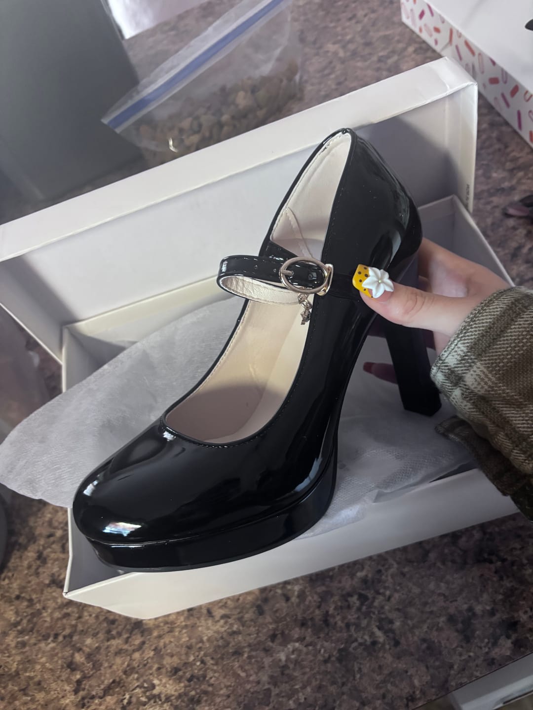 Customer photo review of Black French pointed high heels