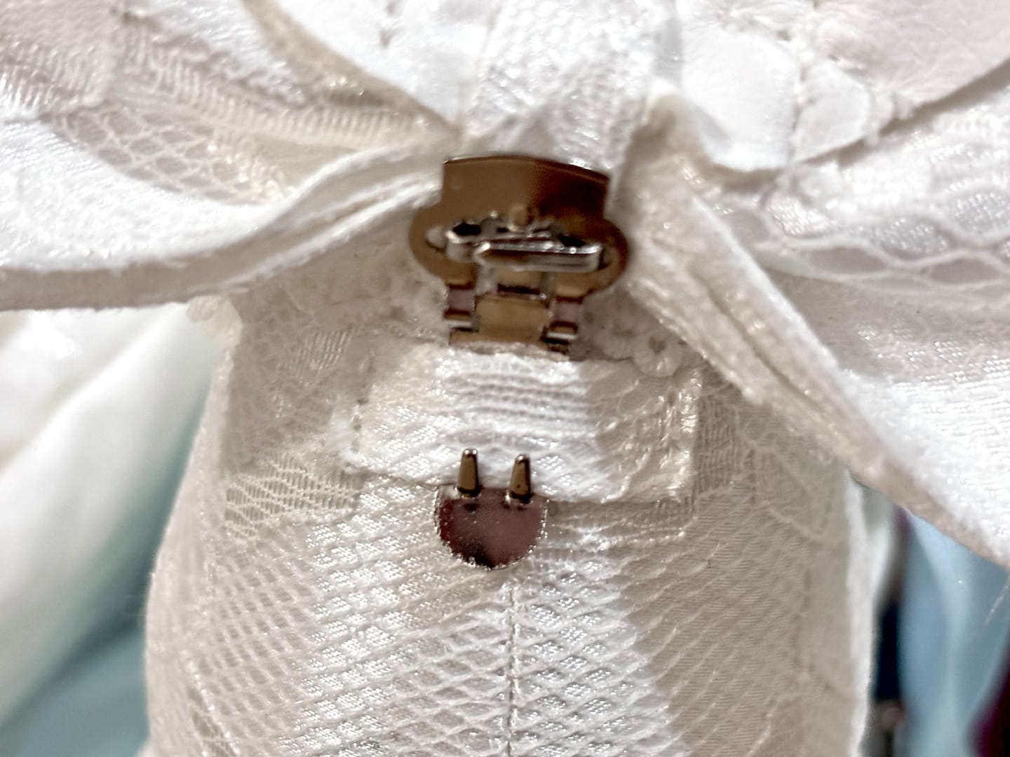 Customer photo review of Scale Bow Lace High Heel Mary Jane