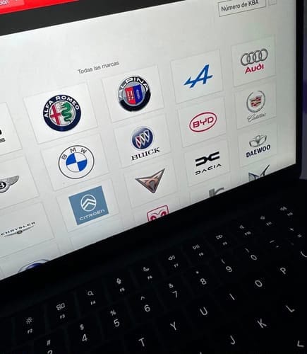 Customer photo review of Credencial de Diagnostico Automotríz™