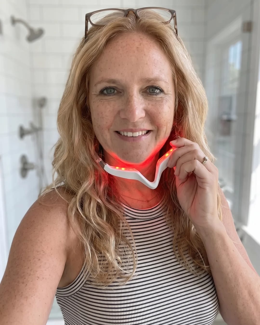 Customer photo review of LUMIN EYE™ Rotlicht & EMS Brille